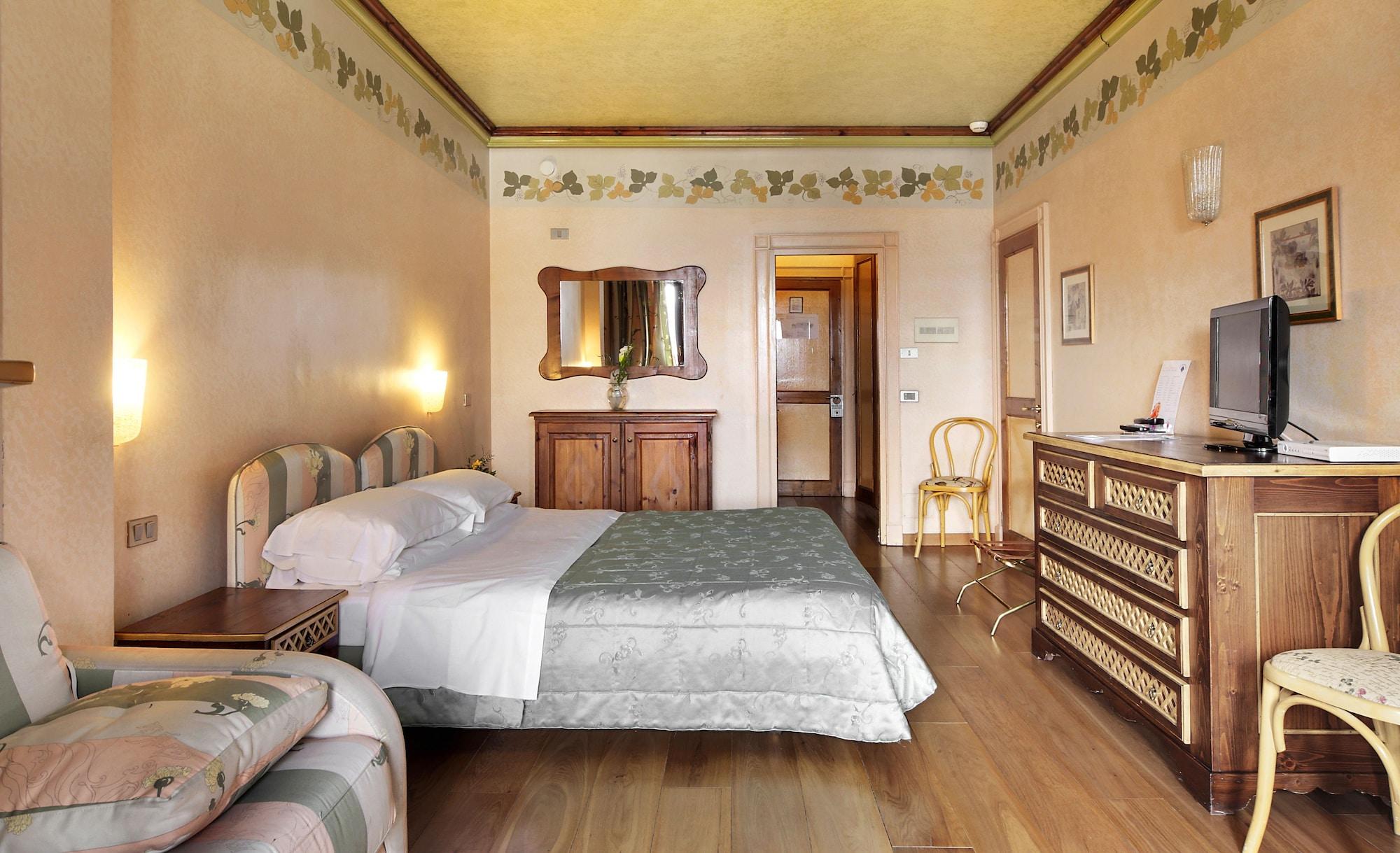 Hotel Club Relais Des Alpes Madonna Exterior foto