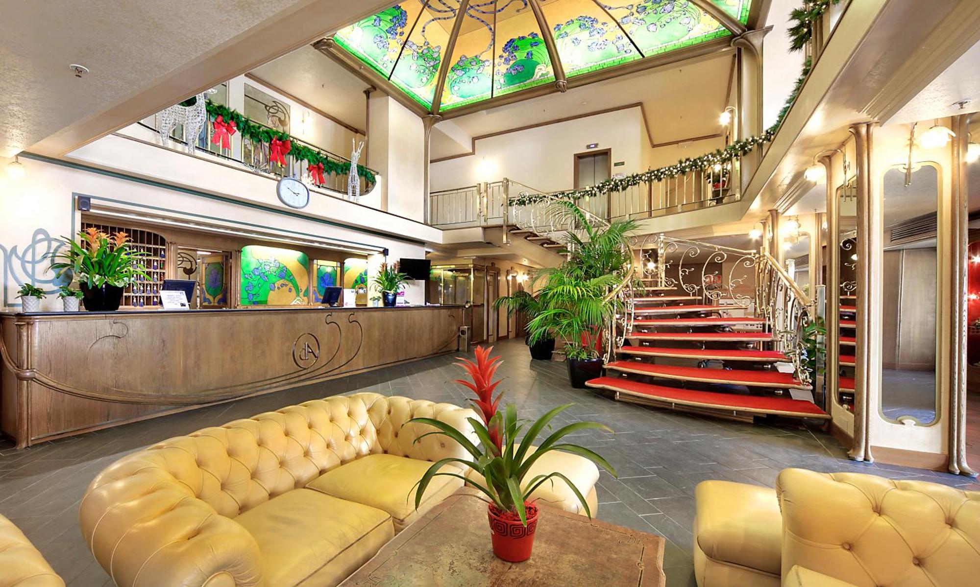 Hotel Club Relais Des Alpes Madonna Exterior foto