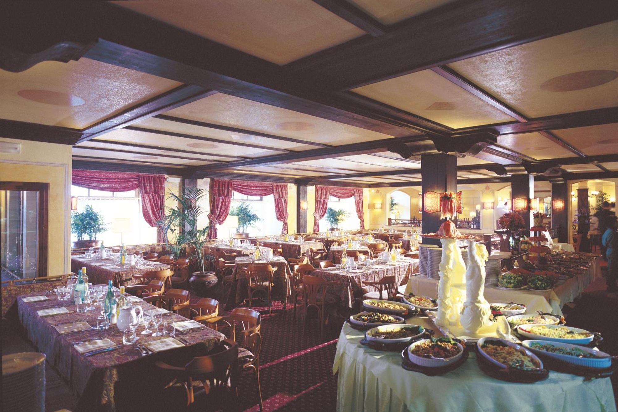 Hotel Club Relais Des Alpes Madonna Exterior foto
