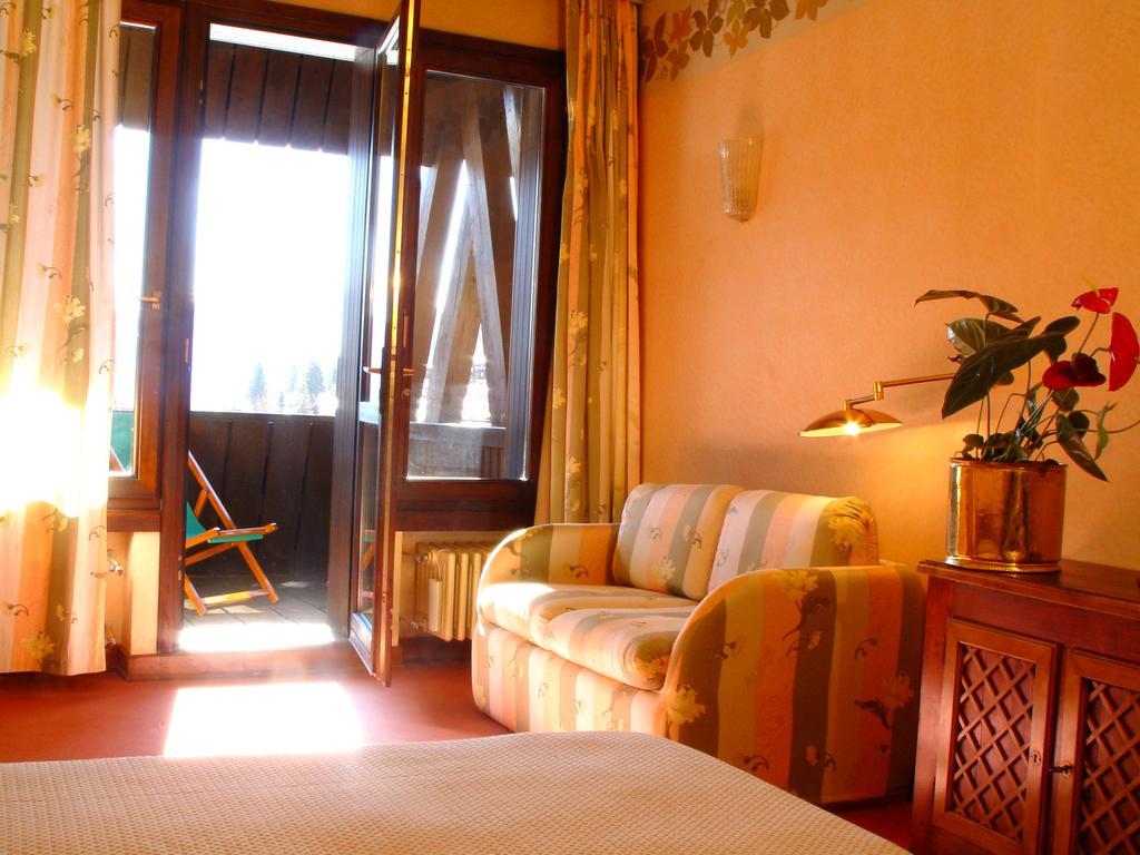 Hotel Club Relais Des Alpes Madonna Exterior foto