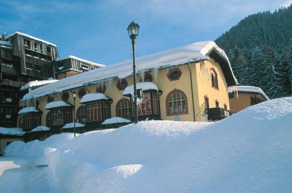 Hotel Club Relais Des Alpes Madonna Exterior foto